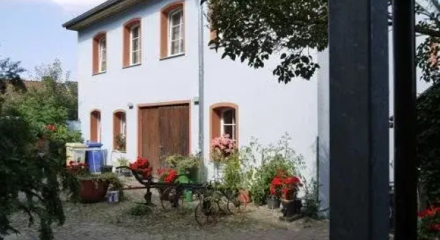 Ferienwohnungen und Zimmer im Alte, Забронировать Отель Лассан Мекленбург-Померания