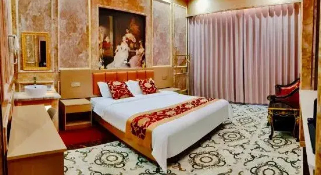 Wei Yun Home Hotel, Rezerwuj Hotel Hotele w Nanning z parkingiem, Parking