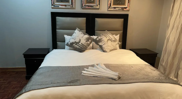 Hibon Lodge, Book Bed and Breakfast Hoteller i Gauteng med parkering, Parkering