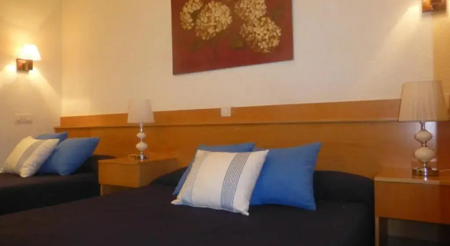Двухместный номер Standard Hostal El Val