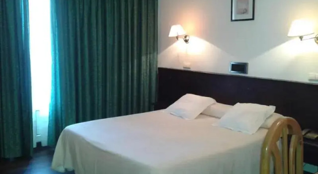 Одноместный номер Standard с балконом Hotel Park