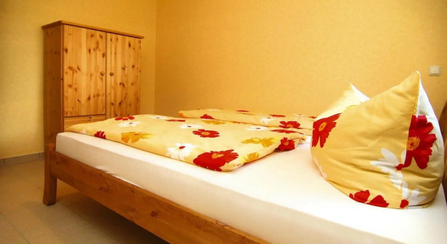 Ferienhaus in Parmen bei Feldberg, Buchen Sie Hotel Parmen Brandenburg
