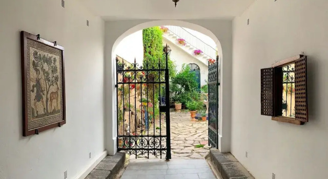 Villa Rosa Béziers, Đặt Biệt thự Nhà tranh ở Hérault, Nhà tranh