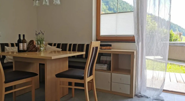 Ferienwohnung Pusteblume, Prenota Hotel Hotel a Tirolo con parcheggio, Parcheggio