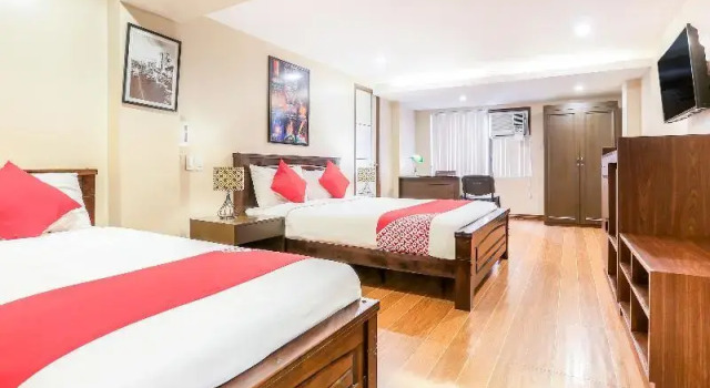 Люкс Standard OYO 419 La Scala Residences