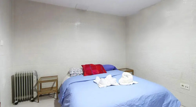 Estudio/Duplex en bajos y pequeño patio int en Puerta del Angel AZBC2
