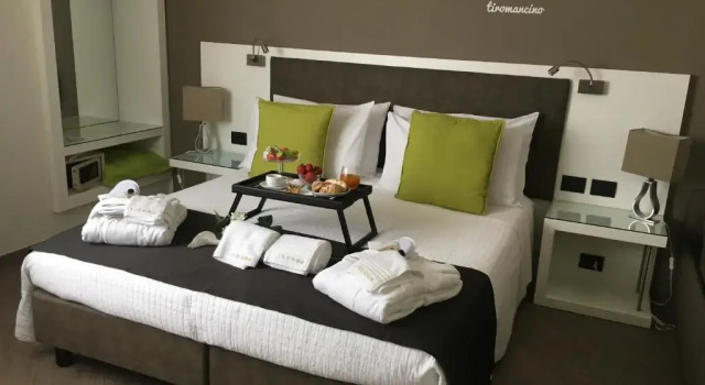 Camera Standard L`essenza B&B