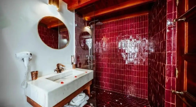 Camera doppia Deluxe con vista sulla piscina Riad NS & Spa