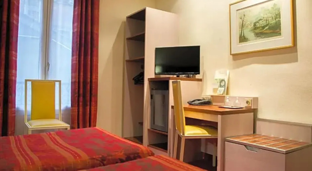 Семейный номер Standard Hotel Terminus Montparnasse