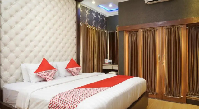 Люкс Deluxe OYO 444 Rafitha Homestay