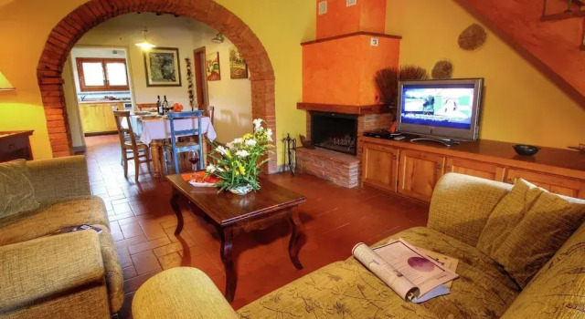 Tranquil Farmhouse in Bucine
