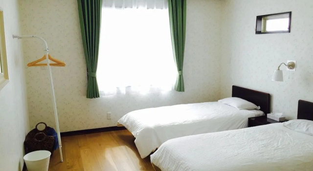 Трёхместный номер Comfort с красивым видом из окна White Rose Inn