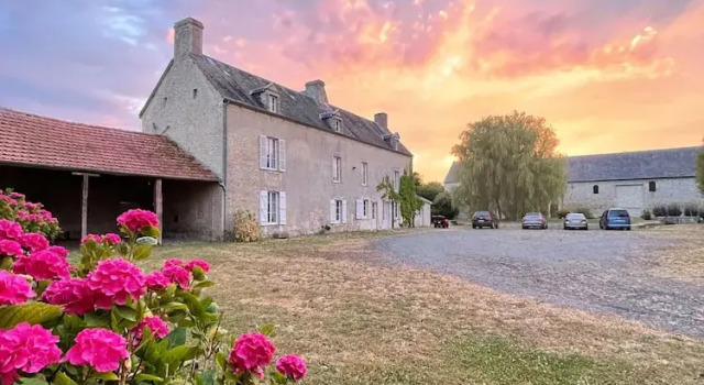Ferme fortifiée d Enguenard, Забронировать Гостевой дом  