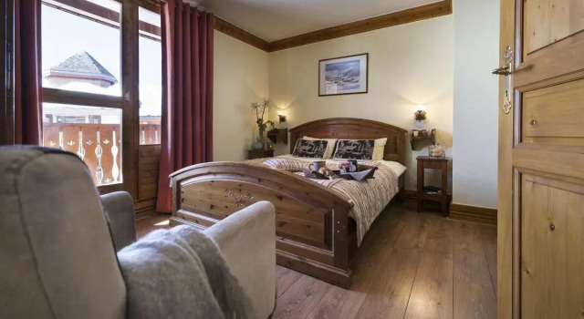 Le Chalet Des Cimes, Забронировать Шале Бель-Плань Ла-Плань-Тарантез