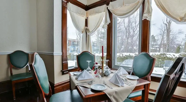 Le Chateau du Lac, Prenota Hotel Magog Québec