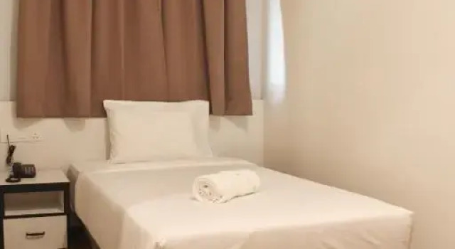 Standart oda Gergasi Inn