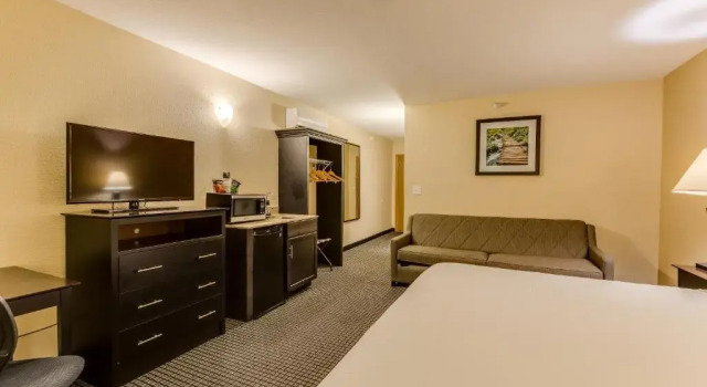 Люкс с балконом Best Western Lakewinds