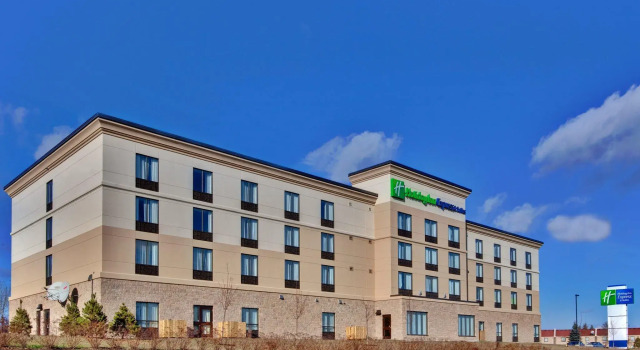 Run of House Holiday Inn Express Hotel & Suites Brockville by IHG