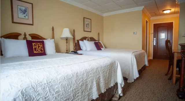 Четырёхместный номер Standard The Blennerhassett Hotel