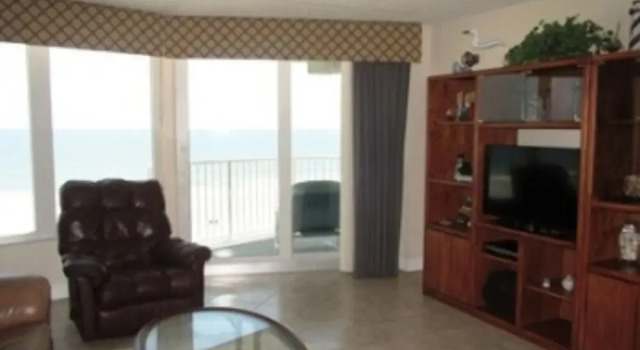 2 BR 2 BA - Traffic Free Beach  - 404 Shores Club