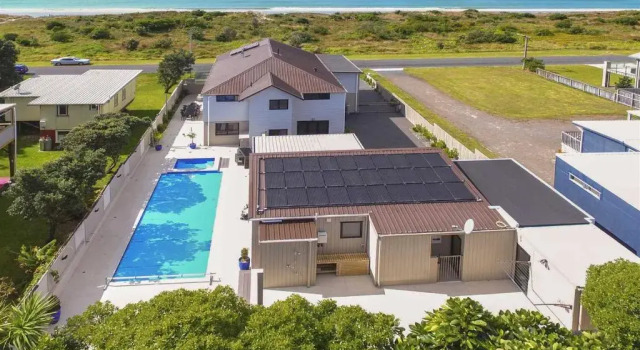 Коттедж Waihi Beach Paradise Resort