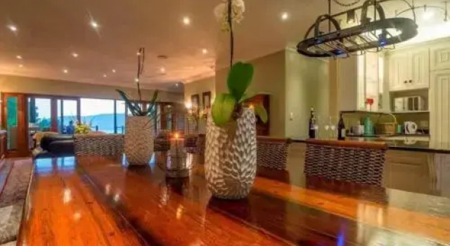 11 Protea, Reservar Hotel Hotéis em Knysna com piscina, Piscina