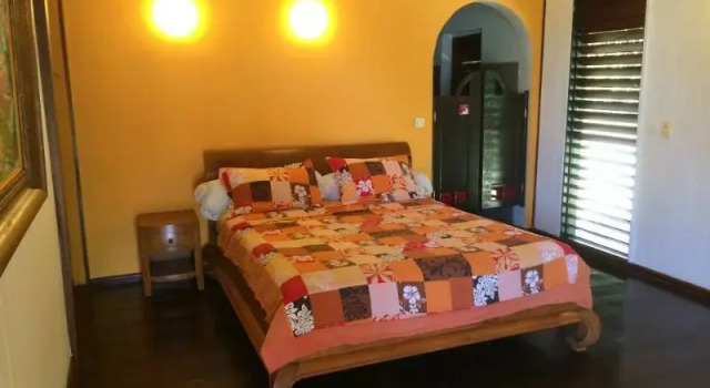 Fare Tokoau Moorea, Book Hotel Haapiti Moorea