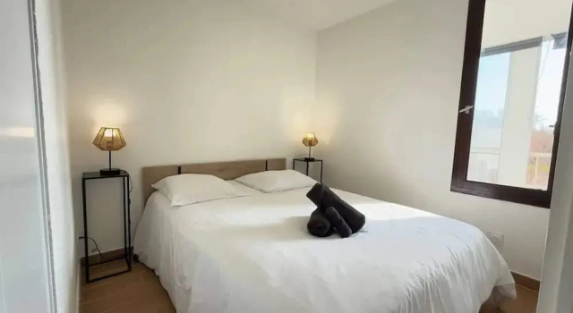 Modern Apartment With Sea View Valras, Đặt Căn hộ Khách sạn ở Hérault có chỗ đỗ xe, Bãi đậu xe
