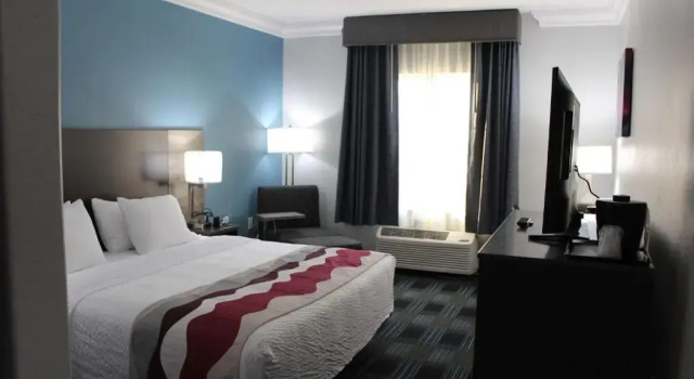 Номер Standard Best Western Medical Center North Inn & Suites Near Six Flags
