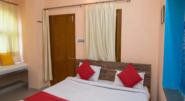 Номер Standard OYO 14227 Home Lake View Stay Brahmpol