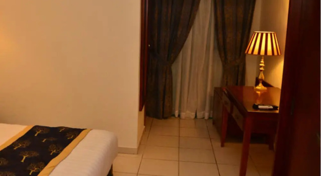 Полулюкс с балконом Hôtel Prince De Galles