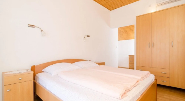 Sea View Apartment Maćus