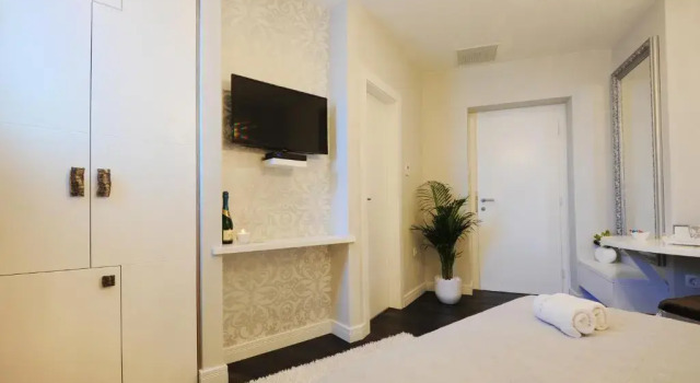 Номер Deluxe Silver & Gold Luxury Rooms