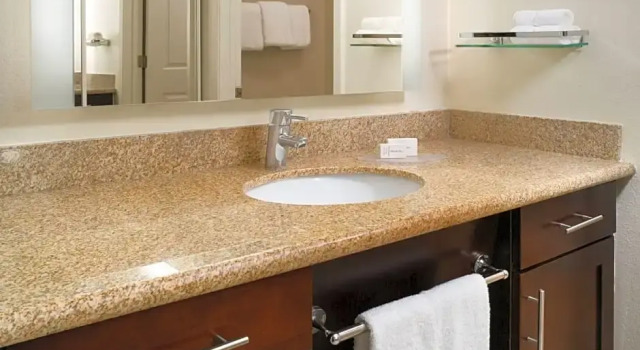 Четырёхместный люкс с 2 комнатами Residence Inn By Marriott Houston Westchase