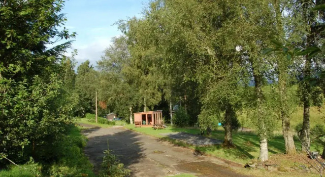Waterfall Lodge - private waterfall and sauna, Забронировать Отель Отели Центральной Шотландии с парковкой, Парковка