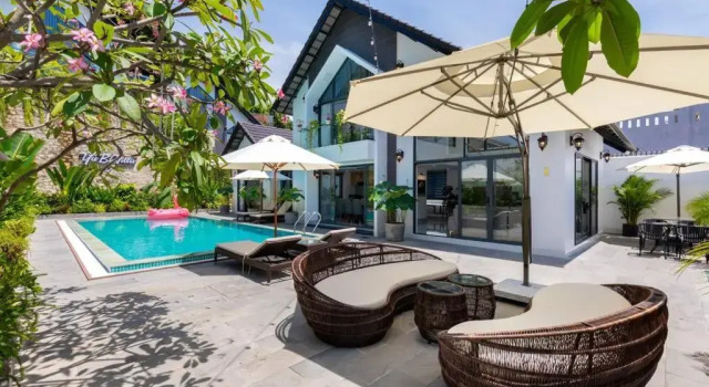 Villa Bãi Sau Vip Near Beach, Забронировать Вилла Отели Вунгтау с парковкой, рядом с Статуя Иисуса Христа, Парковка