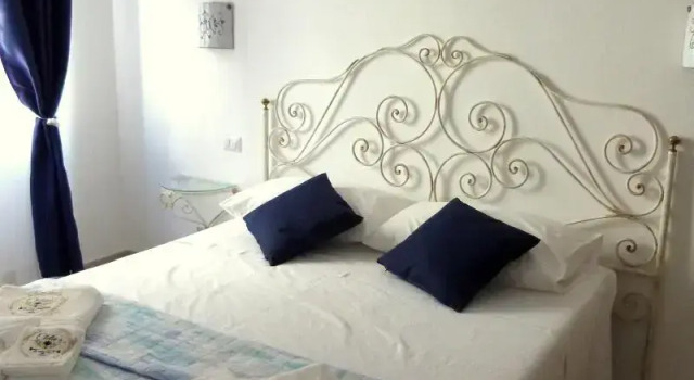 Clelia's Boutique Rooms & Suites, Rezervați Hotel boutique La Maddalena Maddalena Archipelago