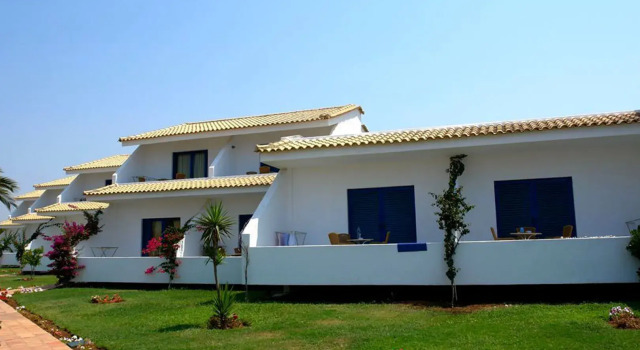 Oasis Hotel Kyparissia