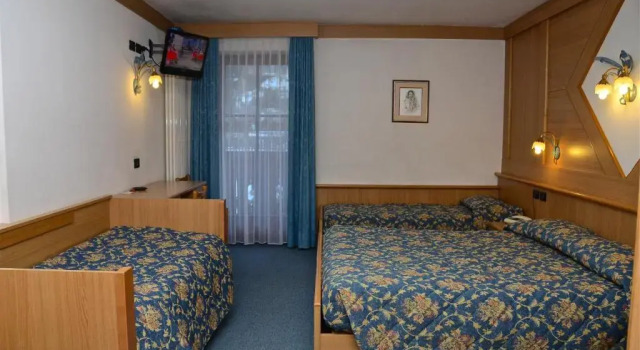Трёхместный номер Standard Hotel Stella Alpina