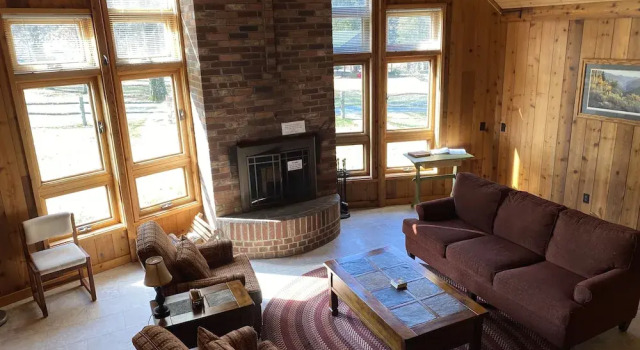 Foggy Mountain Lodge, Boek Hotel Hotels in Pennsylvania met parkeren, Parkeren