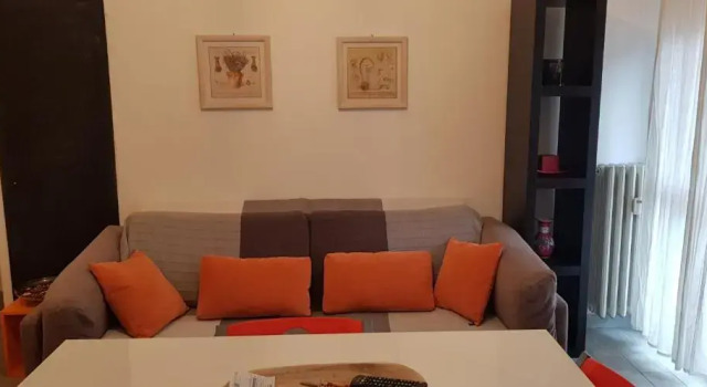 Laghirla, appartamento adiacenze centro storico, Varaa Huoneisto Hotellit Modena pysäköinnillä, lähellä Piazza Grande, Pysäköinti