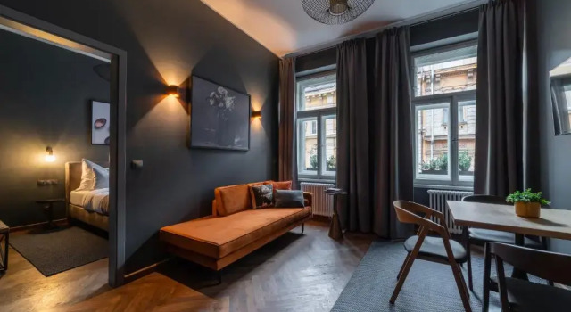 Трёхместный номер Standard The Viaduct - Suites & More