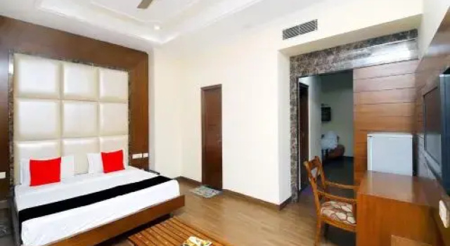 Hotel Sanjog International, Rezervovat Hotel Hotely v Punjab s parkováním, Parkování