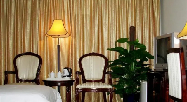 Wannianqing Hotel