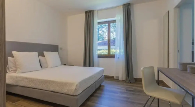 INSULA FELIX Bed&Breakfast, Buchen Sie Bed & Breakfast Hotels in Brescia mit Parkplatz, Parkplätze