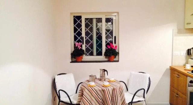Коттедж c 1 комнатой Apartament Mirko