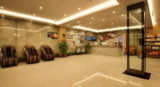 Qingyunge Hotel
