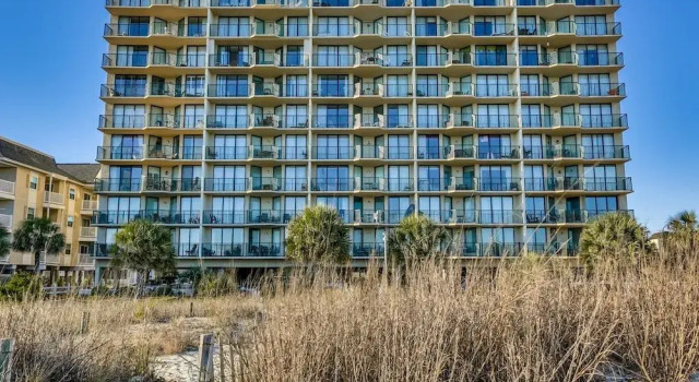 Beach Clubs by Condo-World