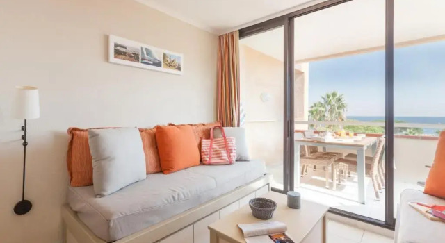 Апартаменты c 1 комнатой с балконом и с видом на море Résidence Pierre & Vacances L’Anse De Pramousquier