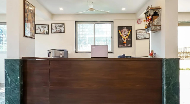 Hotel Karan International by OYO Rooms